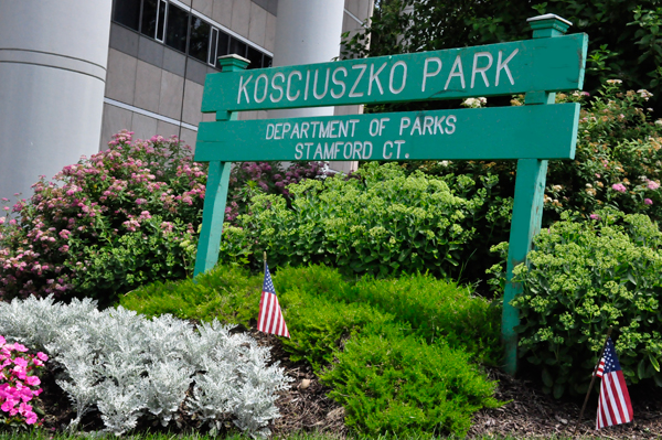 Kosciuszko Park sign